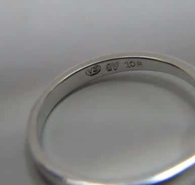 9kt White Gold Ring with Heart shaped Rhodolite