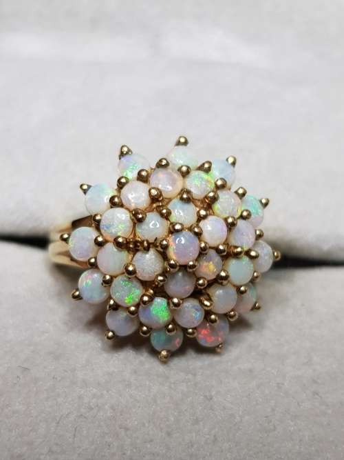9ct Gold Natural 31 Iridescent Opals Tiered Raised Cluster Ring