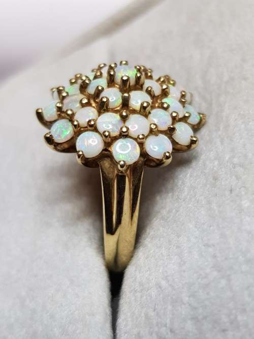 9ct Gold Natural 31 Iridescent Opals Tiered Raised Cluster Ring