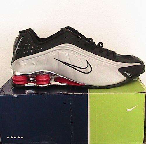 Nike shox r4 Monster black and red