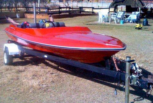13 Ft El Shaddai ski-boat
