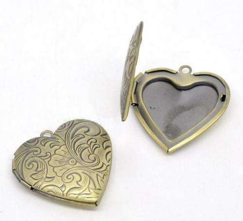 Bronze Tone Photo Frame Setting Heart Locket Pendant/Charm - 29 x 29