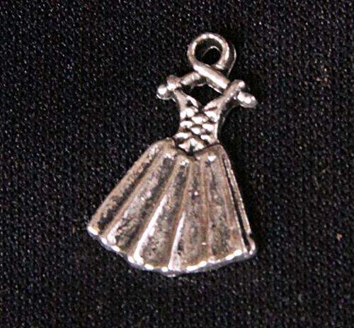10 x  Tibet Silver Charms - DRESS ********Stunning **********