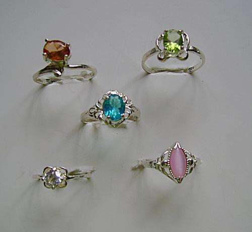 ***LOT of 5 **** 925 Sterling Silver Ladies Fashion rings(1)