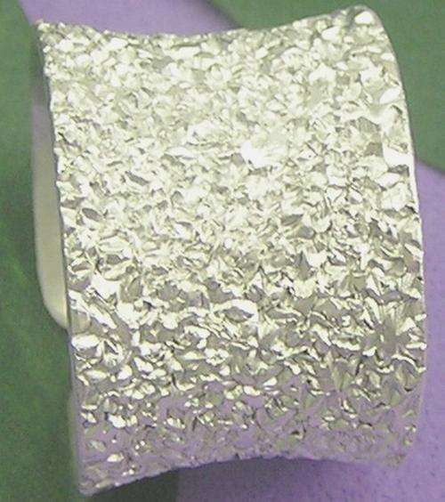 Exquisite!! Uniquely Handcrafted Karen Hill 97-99% Solid Silver Ring - Size 8 - 9