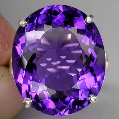 COLOR CHANGE PURPLE AMETHYST MAIN STONE 19.24CT + SOLID 925 STERLING SILVER