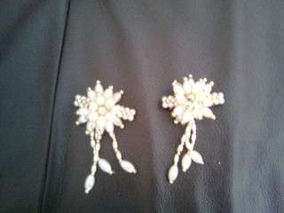 STUNNING SET OF 2 HAIR CLIPS!!!