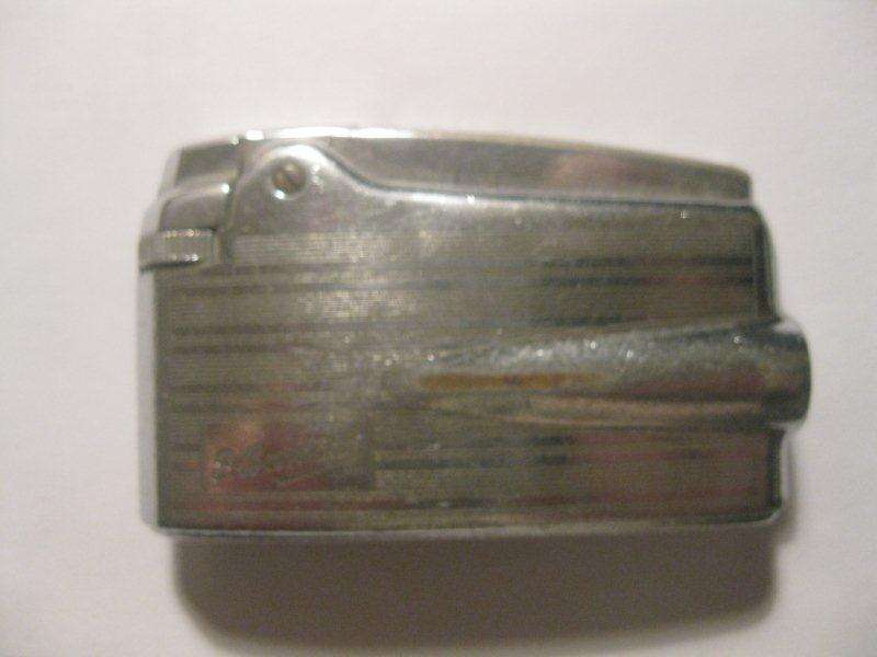 Lighter (6,5 x 4 cm ) Ronson - Varaflame (P Barnard encripted)
