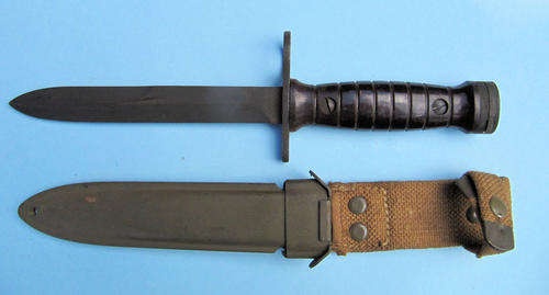 Beretta AR70 Bayonet. Italian