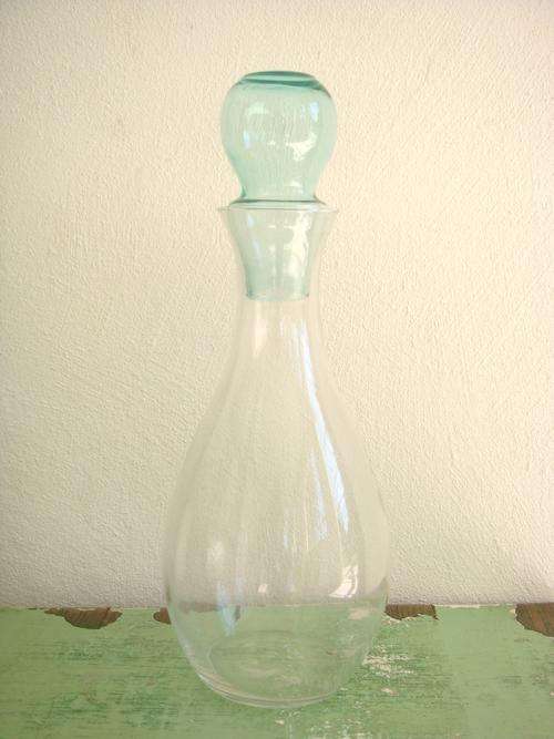Glass decanter