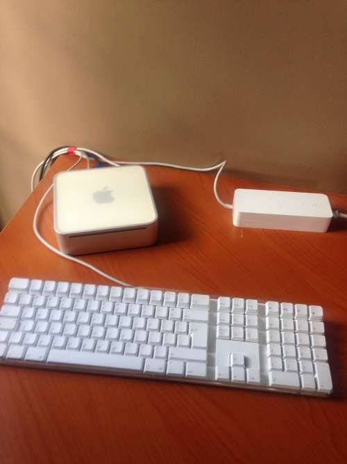 APPLE MAC - mini DESK top computer ( Classic ) Fully functional -