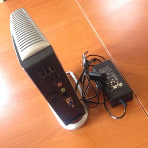 HP DESKTOP -THIN CLIENT (SMALLEST COMPUTER EVER )no reserve !