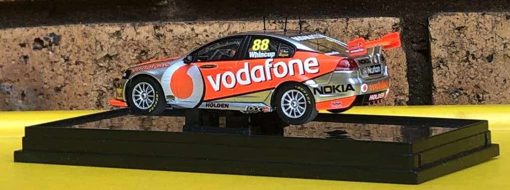 Holden Commodore VE Series 2, 2011 V8 Supercars Championship (#88, Jamie Whincup)