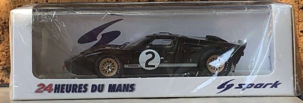 Ford Gt40 Mk 2, 1966 Le Mans Winner (#2, Bruce McLaren & Chris Amon)