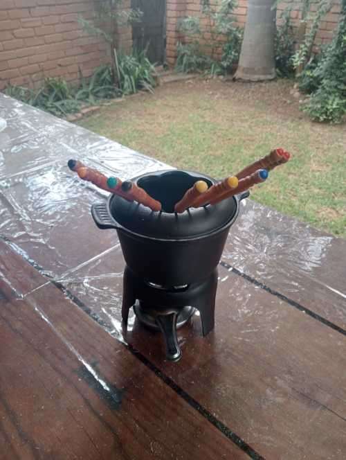 Cast Iron Fondue Set