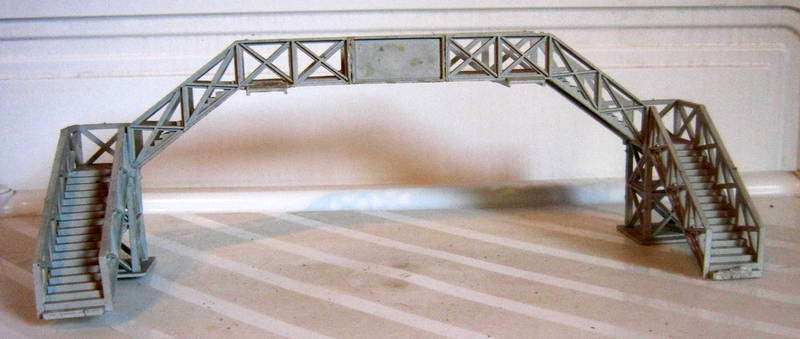 Four Track Footbridge - HO