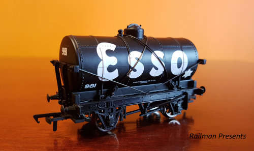 4 x Petrol Tankers (Various Makers) - Job Lot