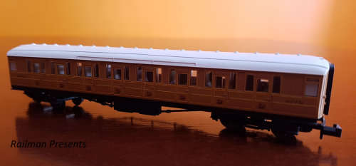 Mini Trix Flying Scotsman Set with 4 x Coaches (Mint Condition)