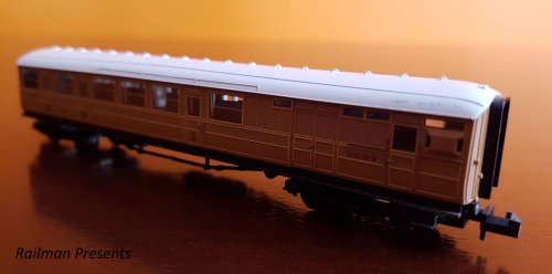 Mini Trix Flying Scotsman Set with 4 x Coaches (Mint Condition)