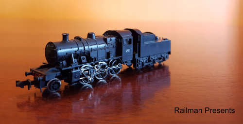Minitrix  Ivatt Class 2 (2-6-0) Loco & Tender N Gauge Plus 7 x Trucks (Job Lot).