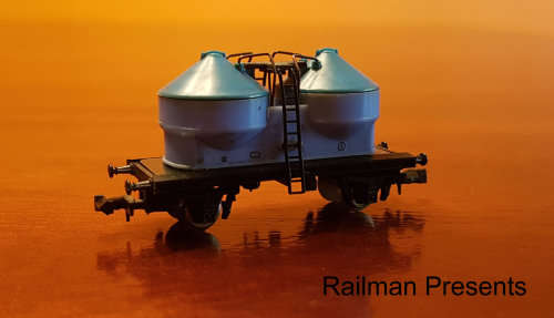 Job Lot - N Gauge 6 Axle Diesel Loco (Life Like) Plus 6 x Mixed Traffic Wagons