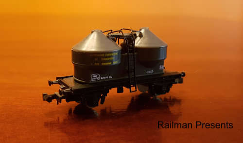 Job Lot - N Gauge 6 Axle Diesel Loco (Life Like) Plus 6 x Mixed Traffic Wagons