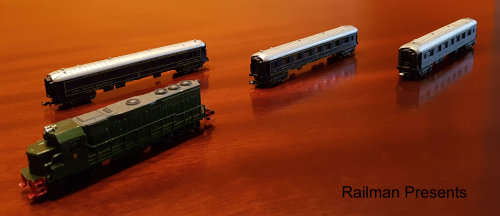 Bachmann Diesel Loco Plus 3 x Lima Compagnie Coaches (Job Lot)