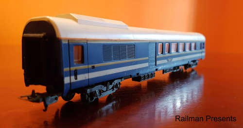 Lima Blue Train Composite Coach