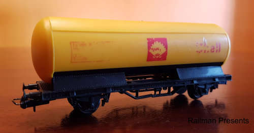 Lima Shell Tanker - HO Scale