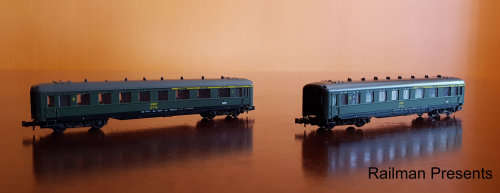 Roco SNCF Coaches (Job Lot)