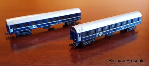 RAILROOM CLEAROUT - 2 x Lima SBB CFF Coaches (Job Lot)
