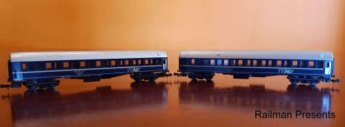 RAILROOM CLEAROUT - 2 x Lima SBB CFF Coaches (Job Lot)