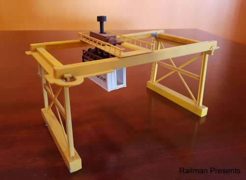 Lima Container Gantry with Container - HO Gauge