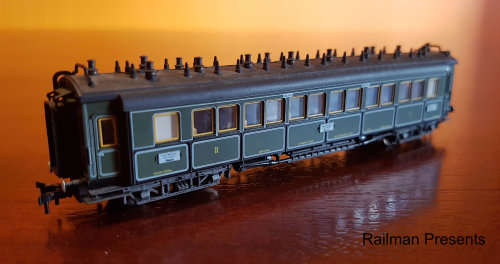 RAILROOM CLEAROUT - 1 x Trix Old Timer Coach DB (N Gauge)