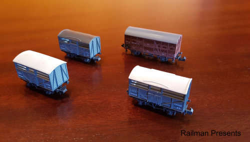 RAILROOM CLEAROUT - 4 x Peco Cattle Trucks (N Gauge) - Job Lot