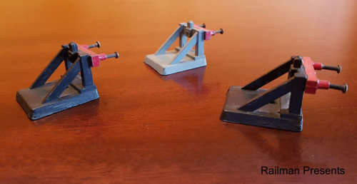 RAILROOM CLEAROUT - 3 x Hornby Dublo Buffers (Job Lot)