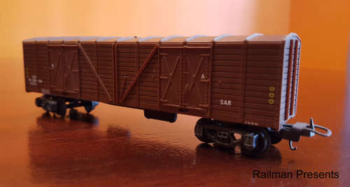 Lima SAR Brown Box Van - HO Scale