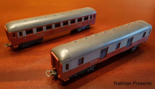 Lima Junior Trans Karoo Coaches - HO Scale (Job Lot)