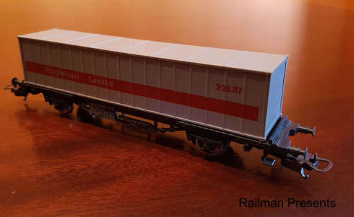 Lima Freight liner Container Truck - HO Scale