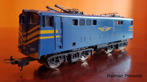 SAR CLEAROUT - Lima Blue Train (HO Scale)