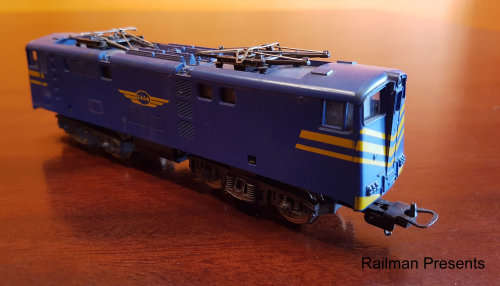SAR CLEAROUT - Lima Blue Train (HO Scale)