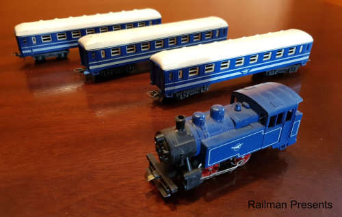 Lima Junior Blue Train Set - HO Scale