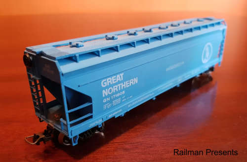 Bachmann 'Great Northern' Grain Truck - HO Scale