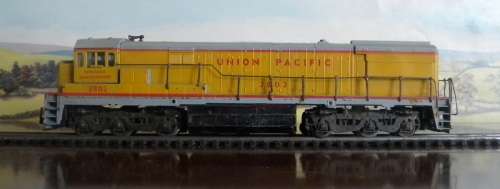 Railroom Clearout!!!!!. Rivarossi - UP Diesel Loco for repair