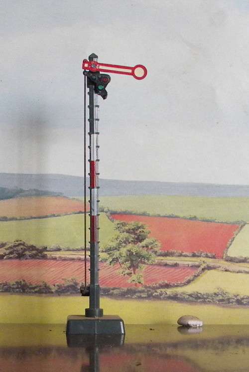 Railroom Clearout!!!!!.  Lima Signal