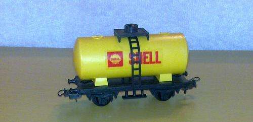 Quick Auction!! - Lima Junior Shell Tanker  - HO/OO