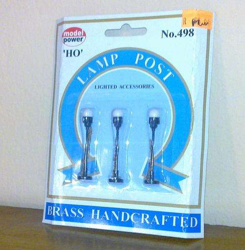 Model power - Light up Lamp Posts x 3 -  HO/OO