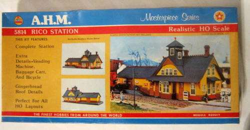 AHM - Rico Station Kit - No5814 - HO