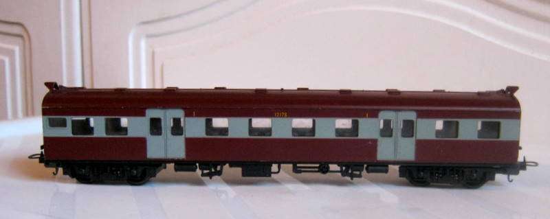 Quick Auction!!!! - No 1 - Lima SAR - Suburban 1st class carriage - HO