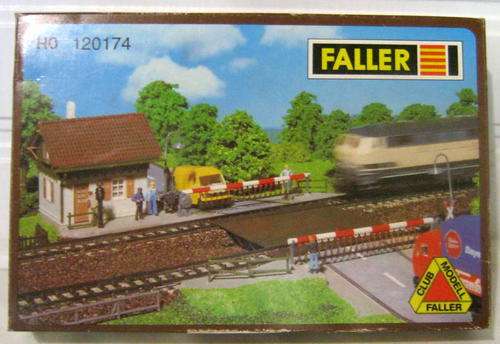 Faller - Rural Level Crossing with Motor - HO120174
